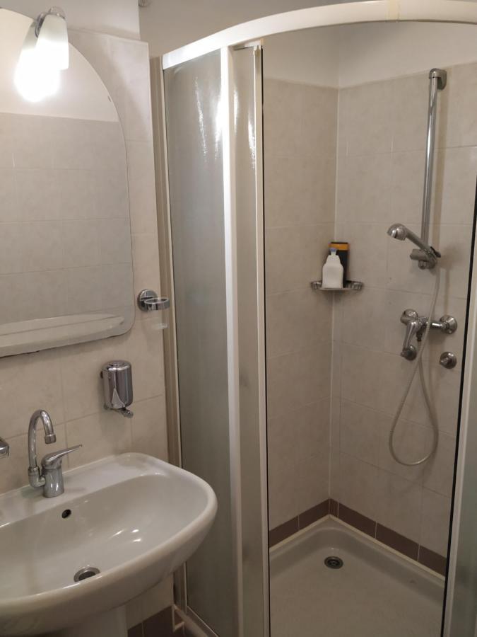 Accomodation Pertout Nova Gorica Extérieur photo
