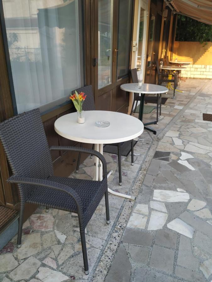 Accomodation Pertout Nova Gorica Extérieur photo