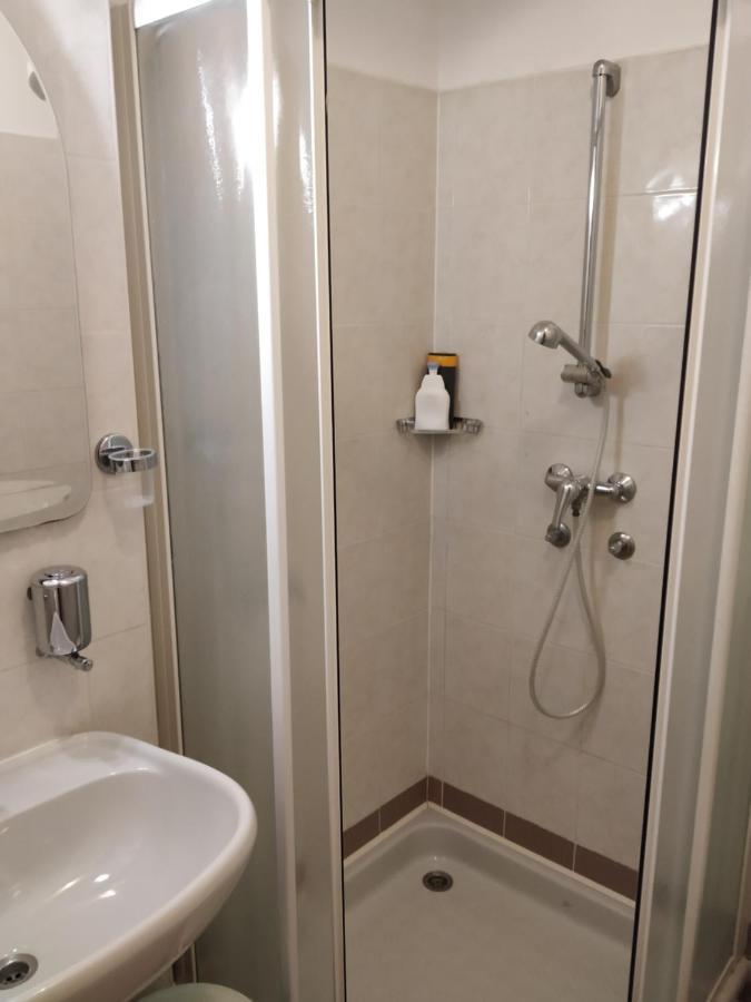 Accomodation Pertout Nova Gorica Extérieur photo
