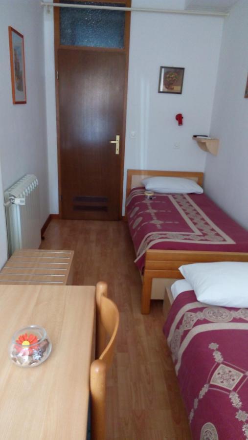 Accomodation Pertout Nova Gorica Extérieur photo