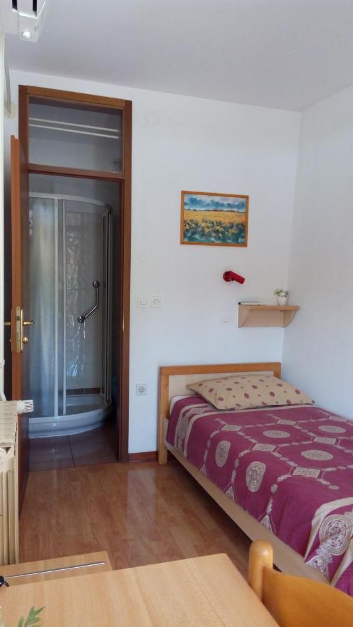 Accomodation Pertout Nova Gorica Extérieur photo